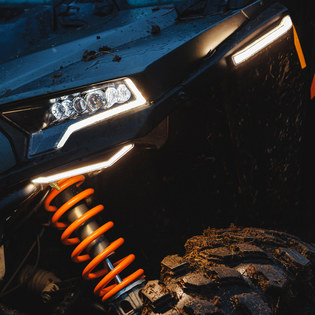RAVEK - Running Lights - 20202230