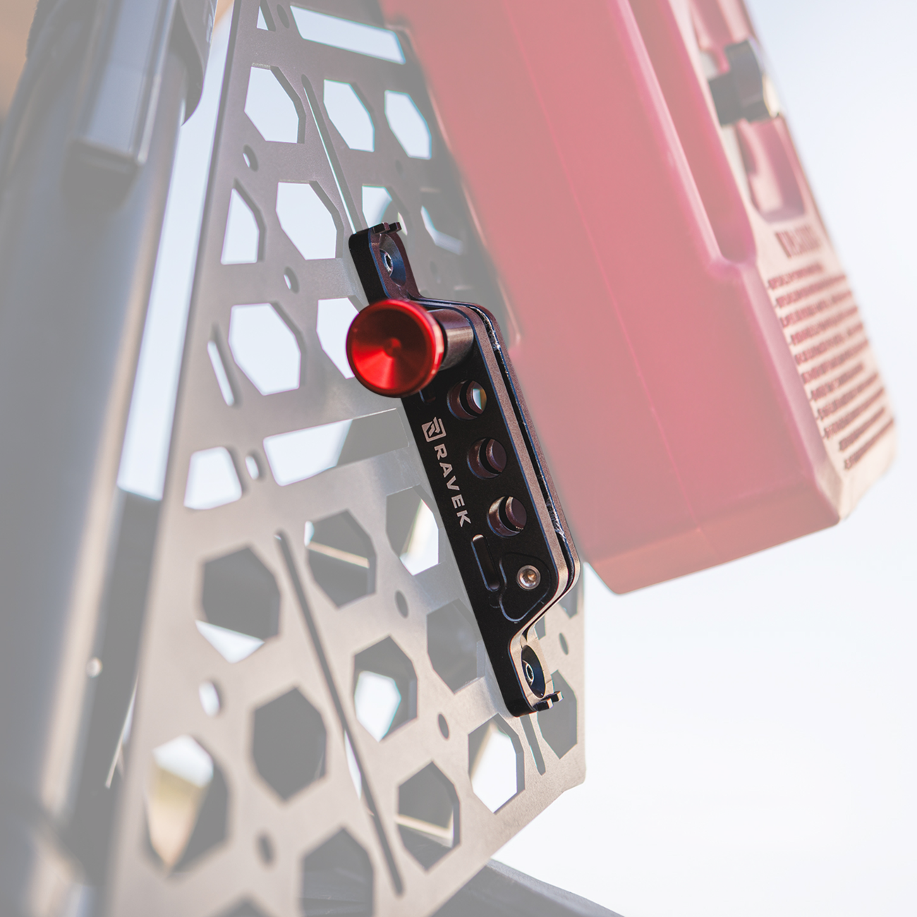 RAVEK - Fire Extinguisher Mount - 05212150
