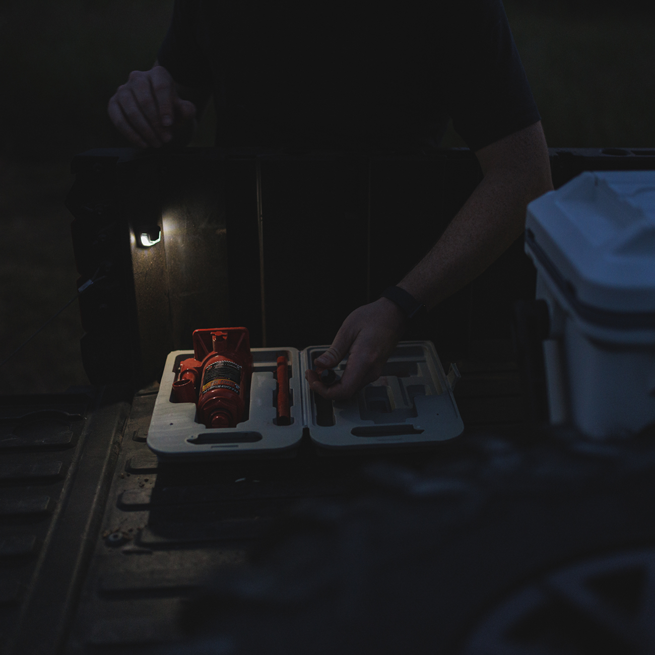 RAVEK - Trunk Light - 20403264