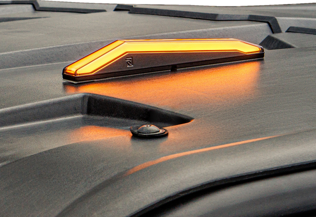 RAVEK Apex Lights* - Running - Amber - Defender 65-102A