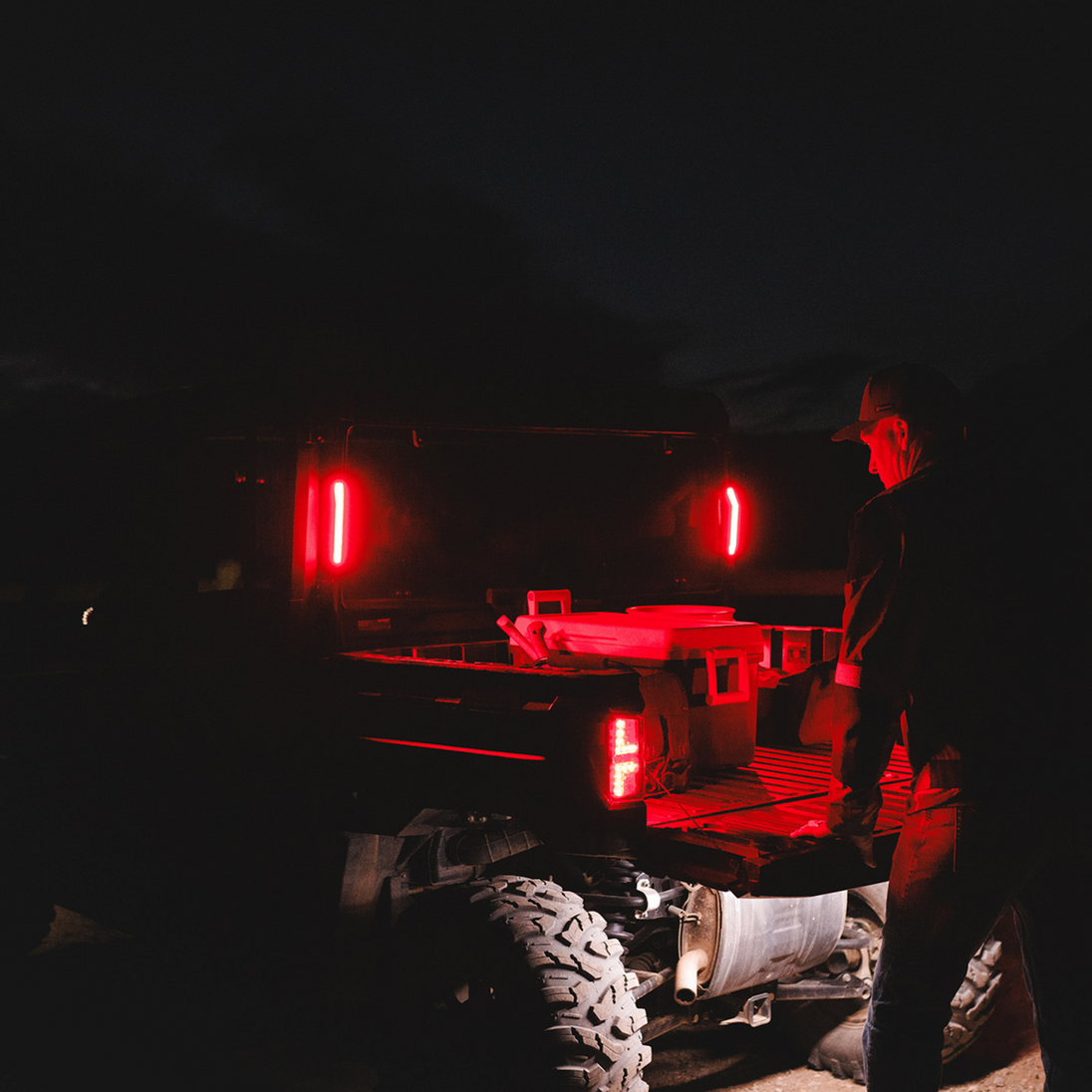 RAVEK - Trunk Light - 20403254