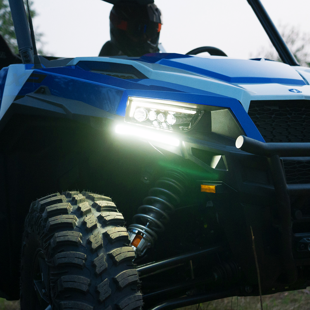 RAVEK - Running Lights - 20202252