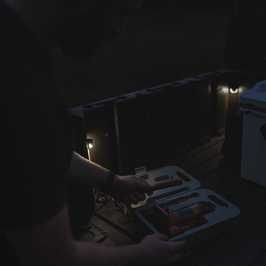 RAVEK - Trunk Light - 20403259
