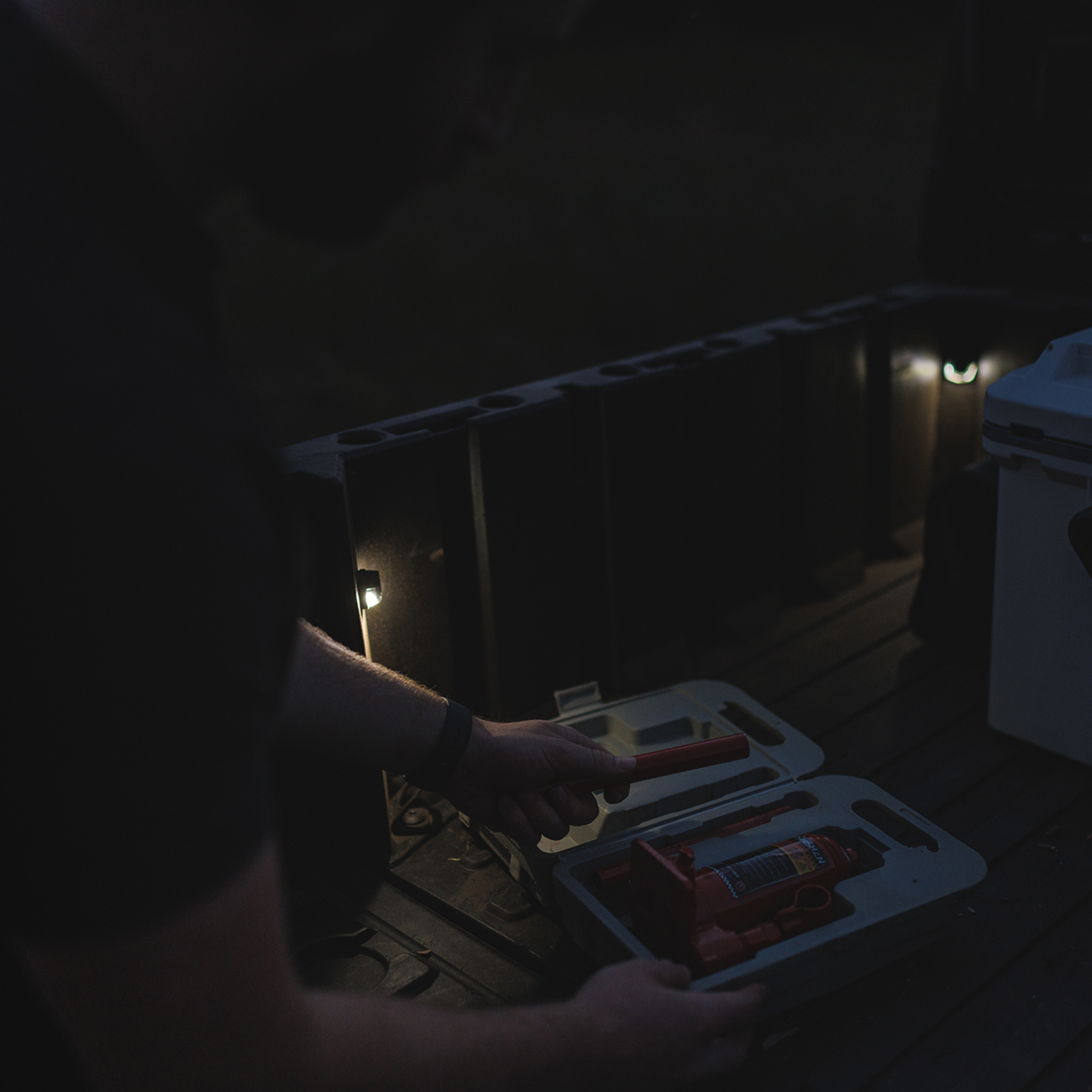 RAVEK - Trunk Light - 20403264
